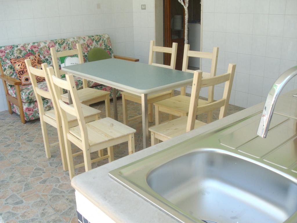 Villino Claudia 30 Mt Mare Villa Порто Чезарео Стая снимка